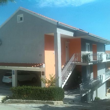 Apartments Mima Kastela Bagian luar foto