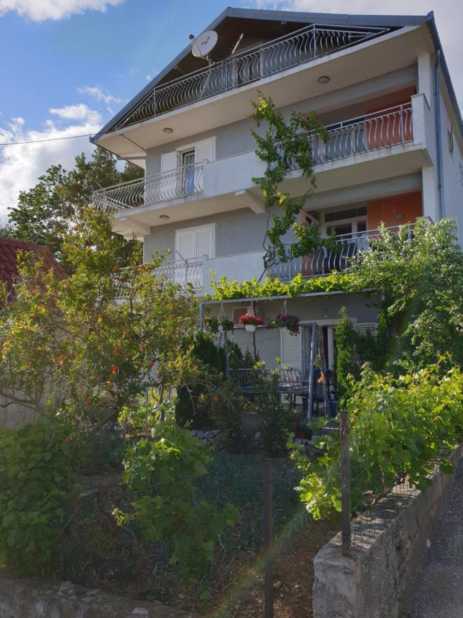 Apartments Mima Kastela Bagian luar foto